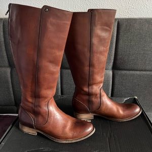 Frye Melissa Stud Back Zip Boots